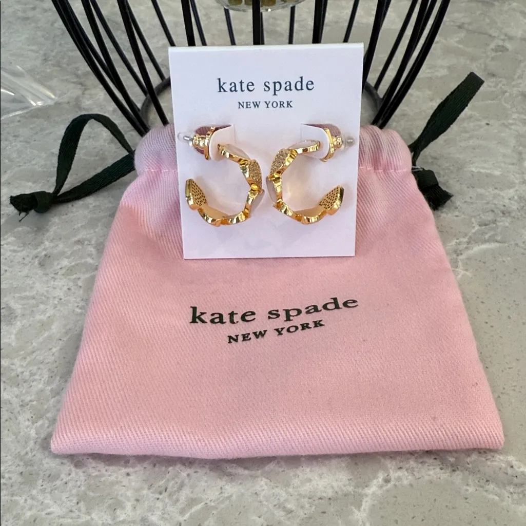 Kate Spade take heart huggie earrings - Image 2