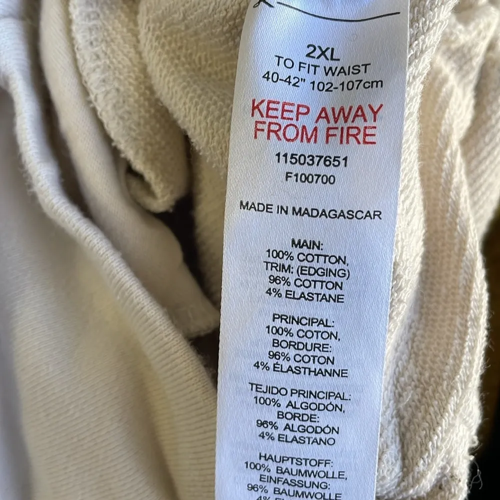 ASOS  Cargo Sweat Shorts - Image 4