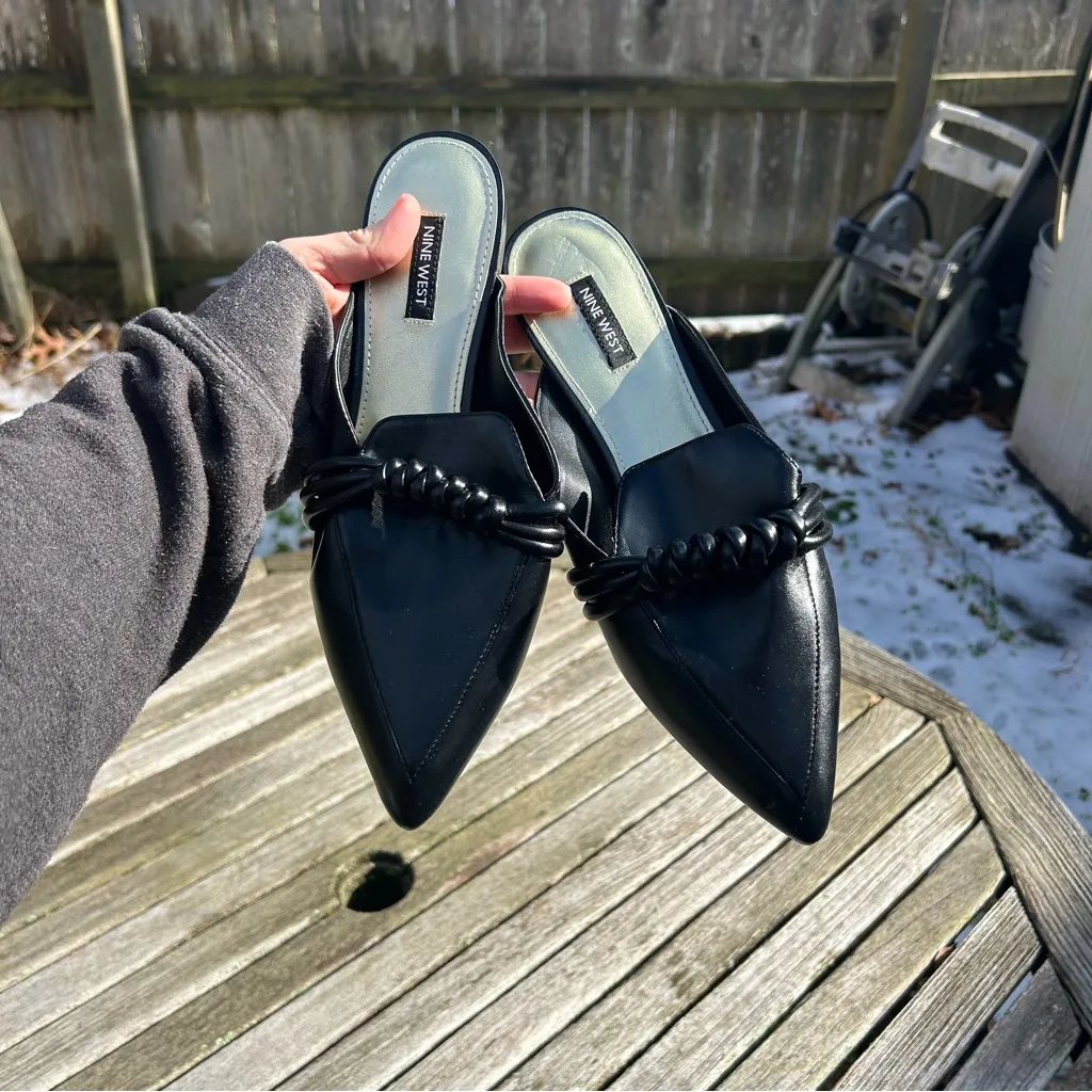 Nine West Aliby Pointed Flat Mules Womens 9.5 Black Slip On Casual‎ Shoes - Image 6