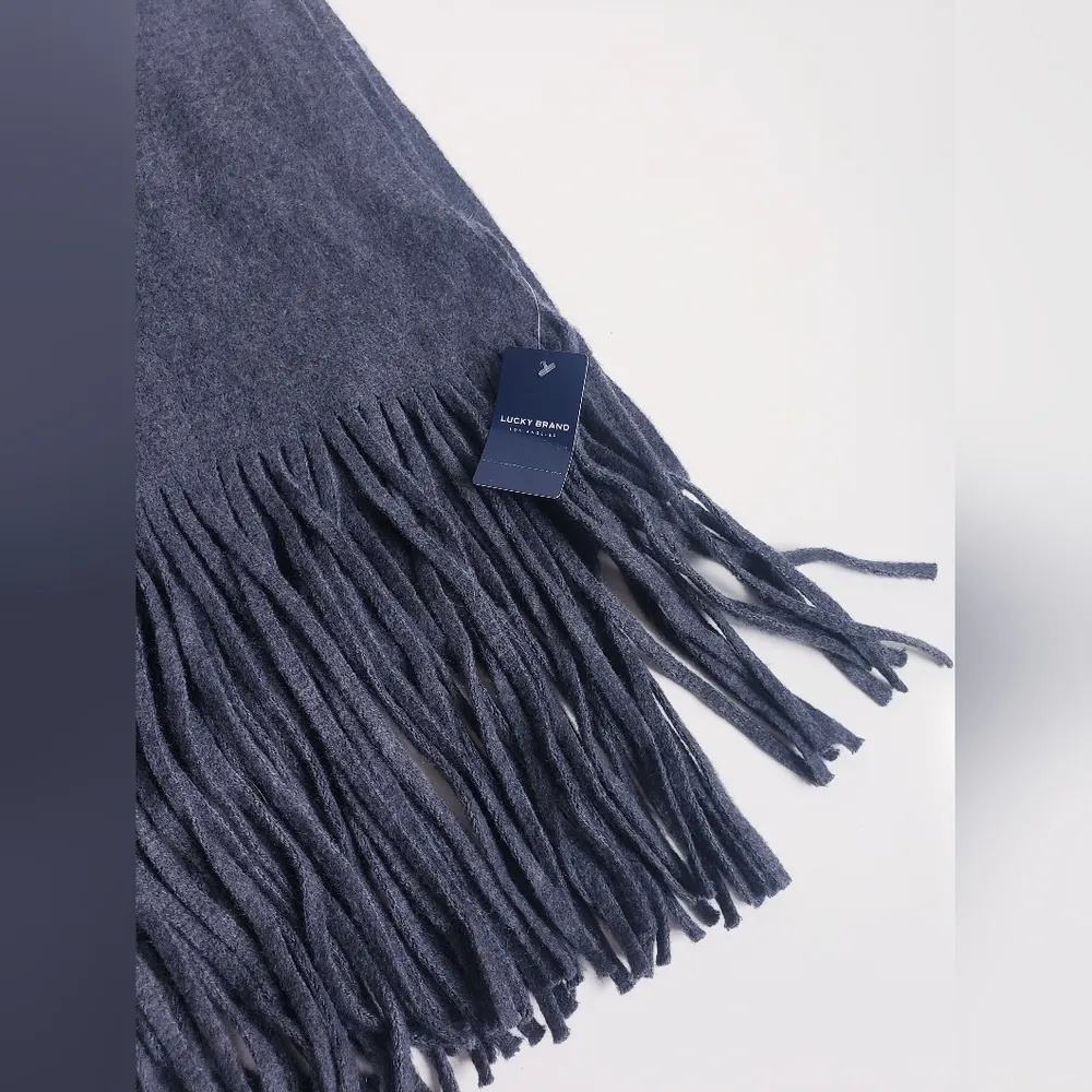 Lucky Brand  Solid Brushed Scarf New - Image 3