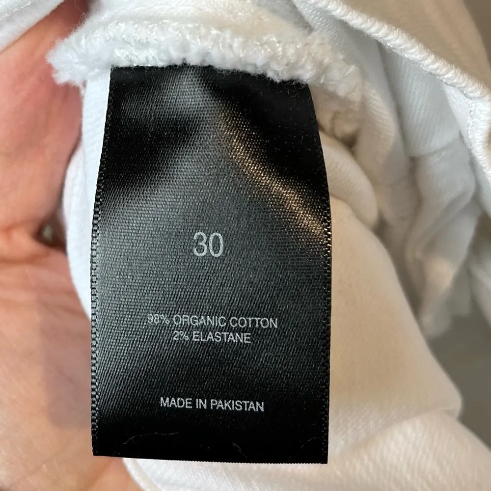 Johnny was Barcelona Boyfriend 30 white jeans classic‎ minimalist quiet luxury - Image 16