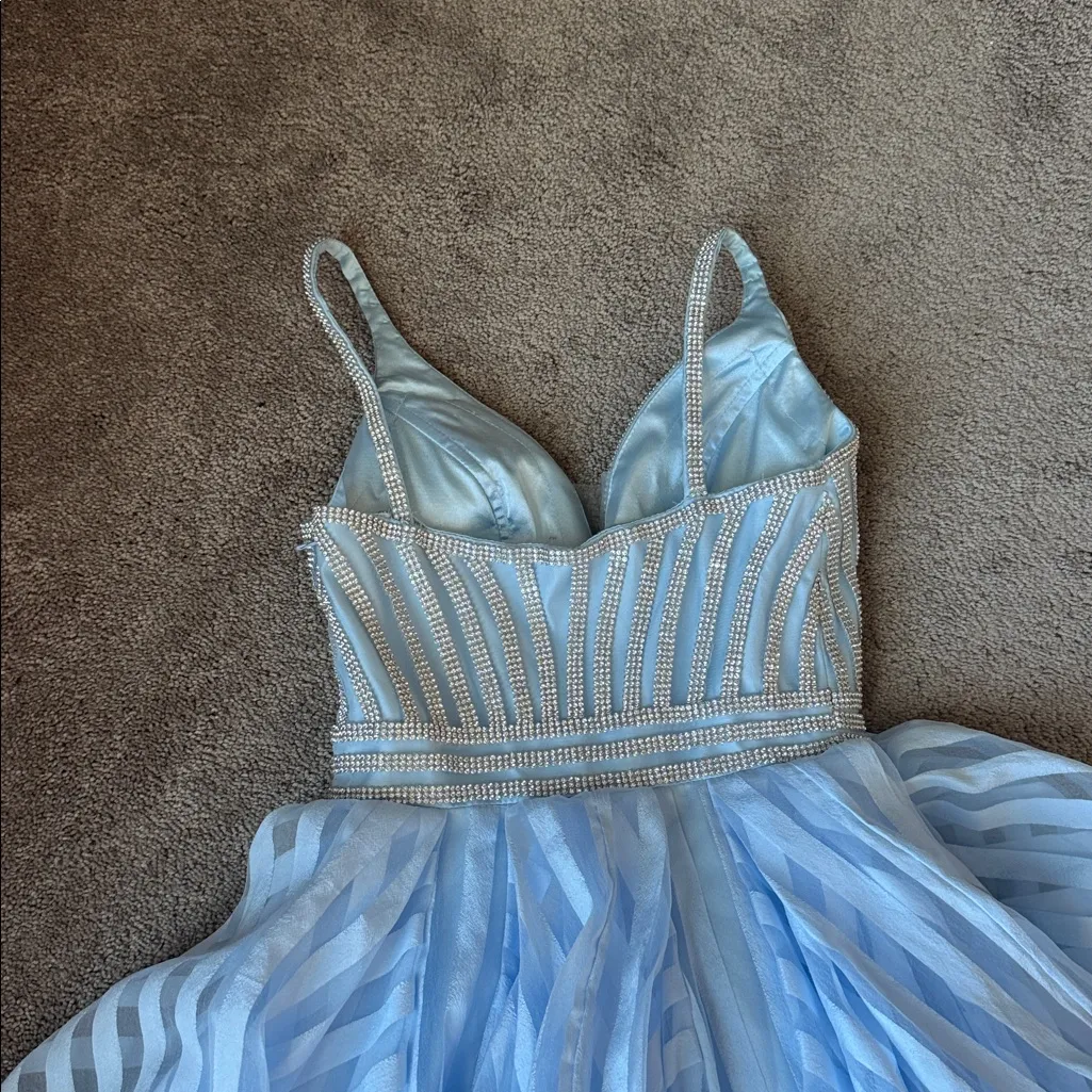 Cecilia Couture Blue Striped Organza Ball Gown SIZE 4 - Image 4