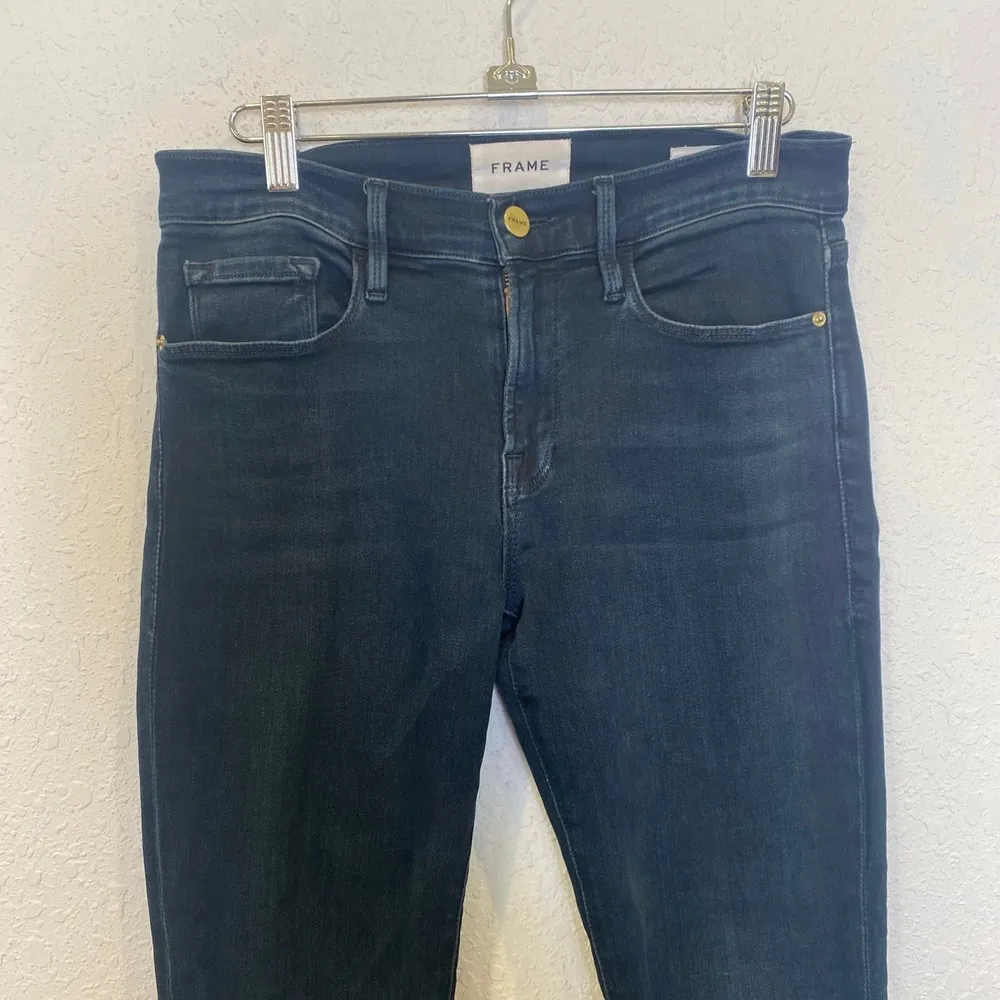 FRAME Le Skinny de Jeanne Faded Black/ Dark Blue Skinny Denim Jeans EUC Sz 27 - Image 2