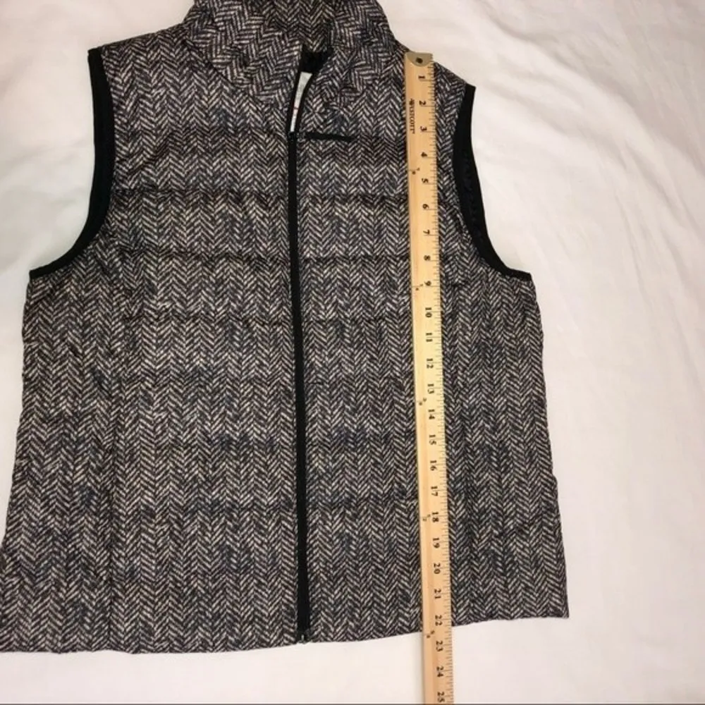 Rafaela Gray Print Puffy Vest SZ L - Image 6
