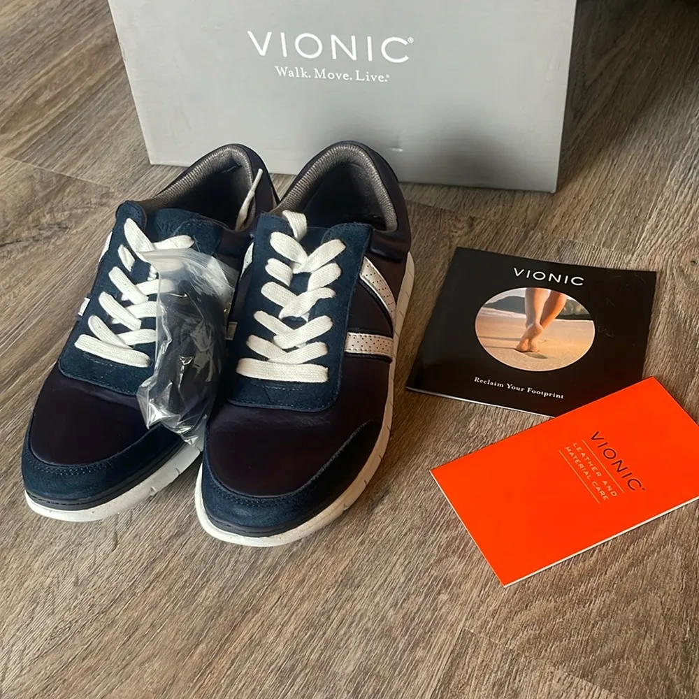 Vionic Fresh Nana Satin Navy Sneaker Size 6 Blue - Image 4