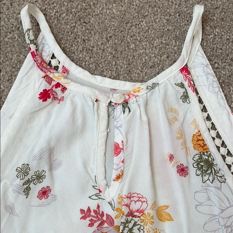 Mudd | Floral strappy top size small - Image 5