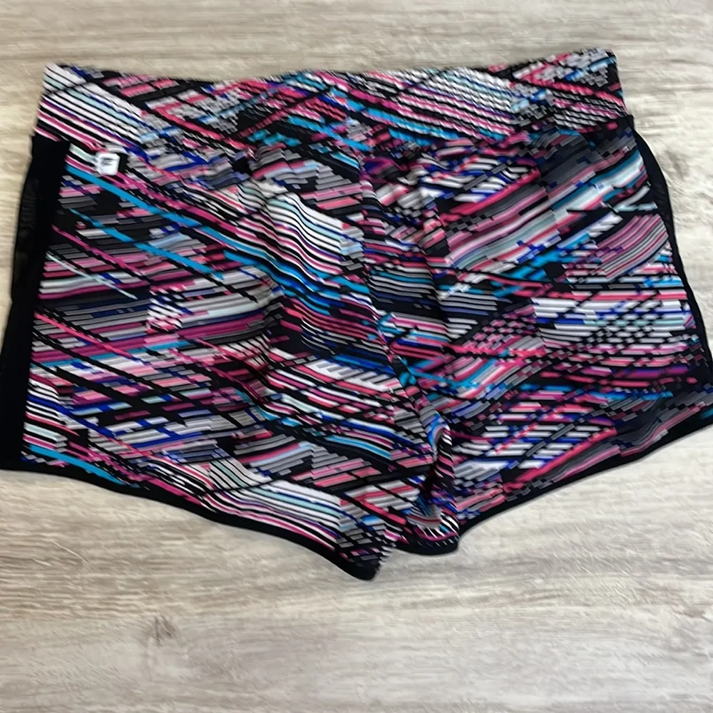 Multi-Color Elastic Waist Running Shorts With Zip Side Pockets Size XS - Image 2