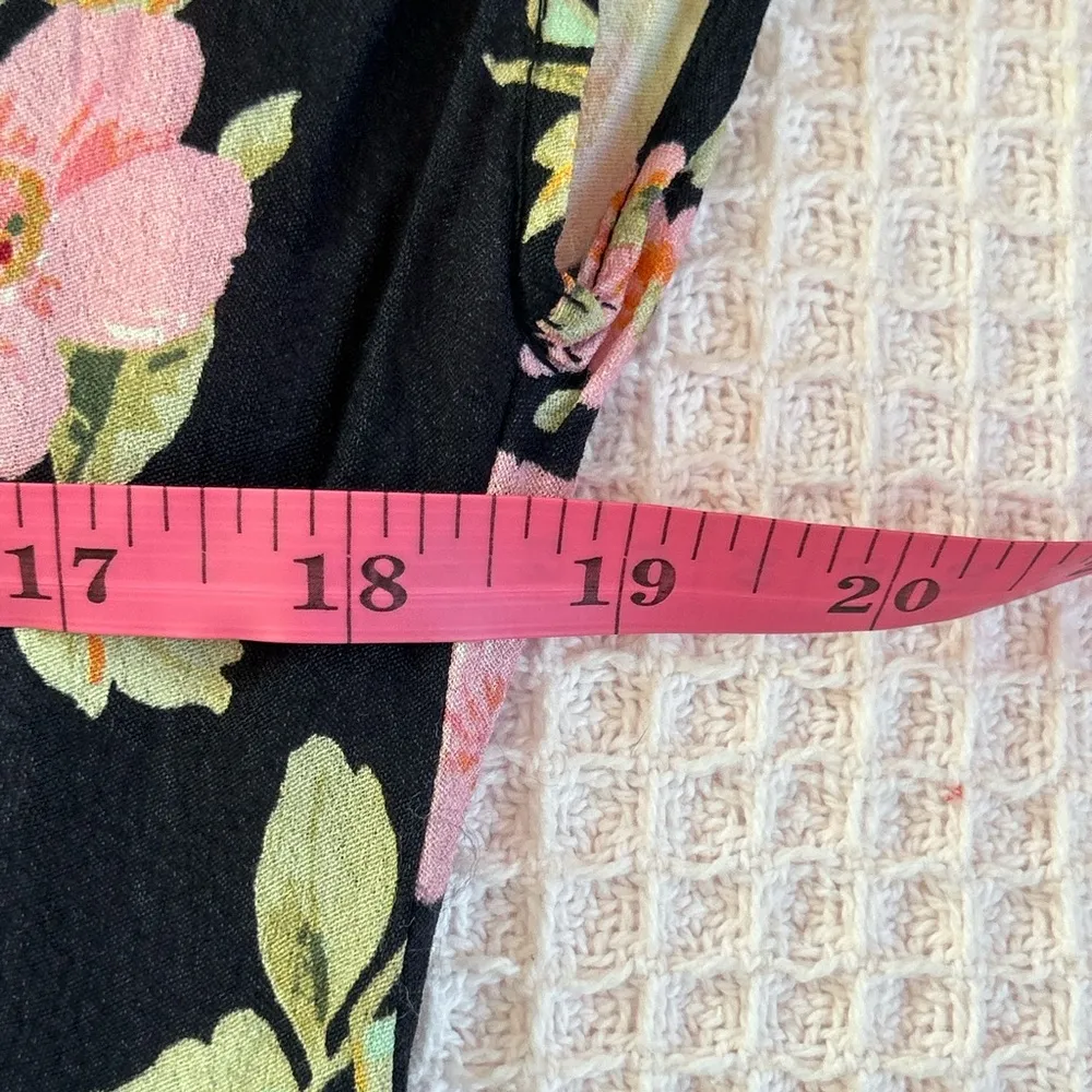 Flynn Skye floral short sleeve oversized wide leg jumpsuit with open back NWT SM - Image 13