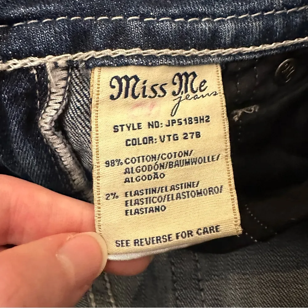 Miss Me Designer Denim Jean Shorts Size 26 Button Flap Pockets w/ Zipper, Cuffed - Image 5