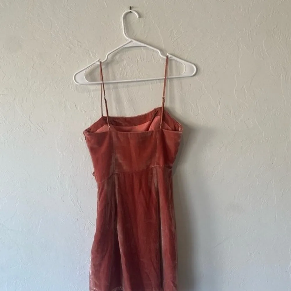 Cinq A Sept pink spaghetti strap mini cocktail semiformal drsss velvet texture Size 0 - Image 7