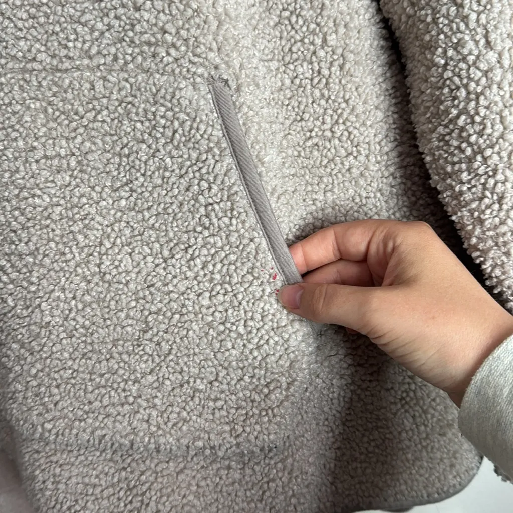 Old Navy Cozy Teddy Sherpa 1/2 Zip Moon Door (Cream/Tan) Tunic Hoodie size XL - Image 9