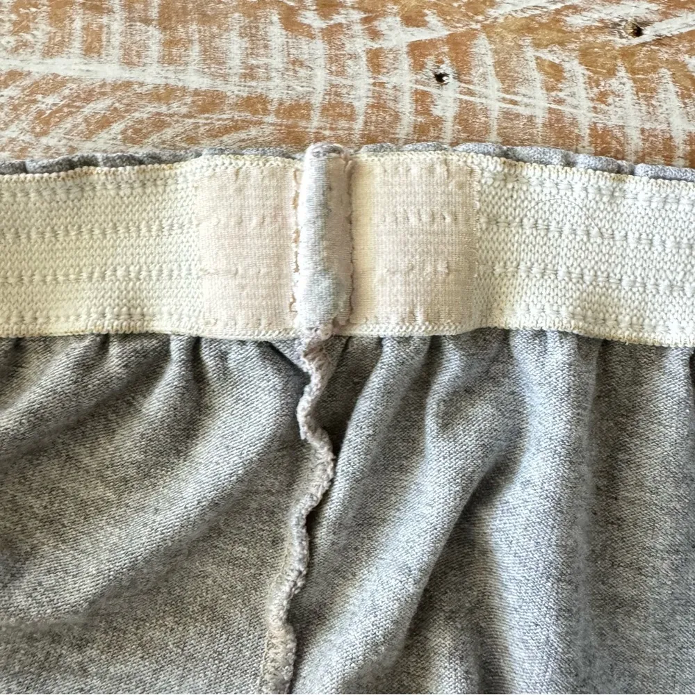 🩶Original Soffe Gray Shorts🩶 ~med - Image 6