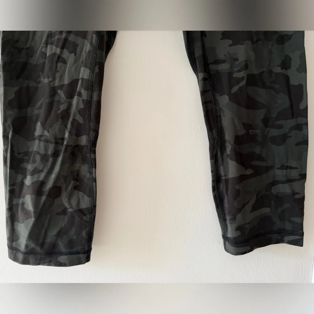 Lululemon Align Crop *21" in Incognito Camo Multi Gator Green (First Release) 8 - Image 5