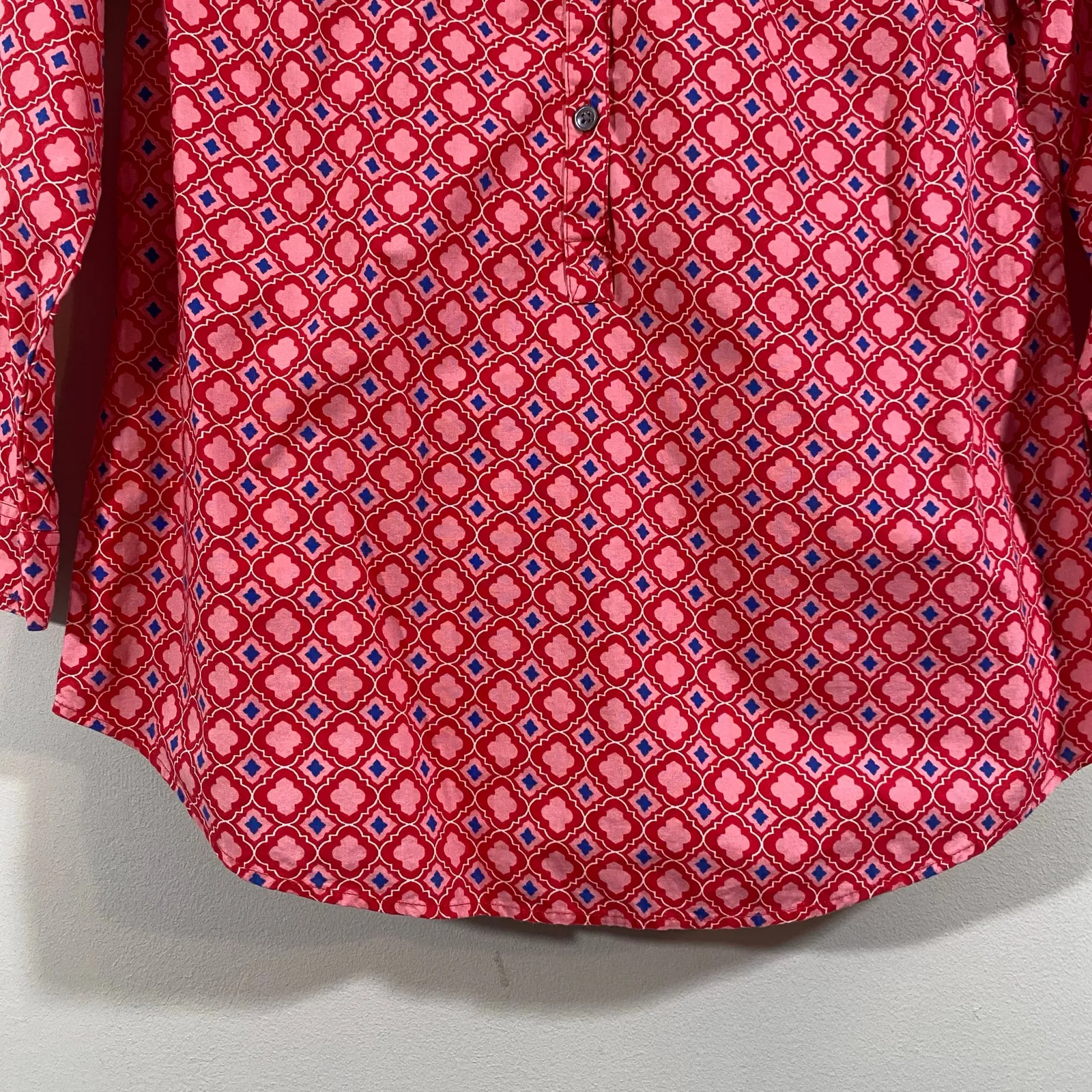 Lands' End Women Red & Pink Graphics Quarter Sleeve Poplin Top Size 4 - Image 3