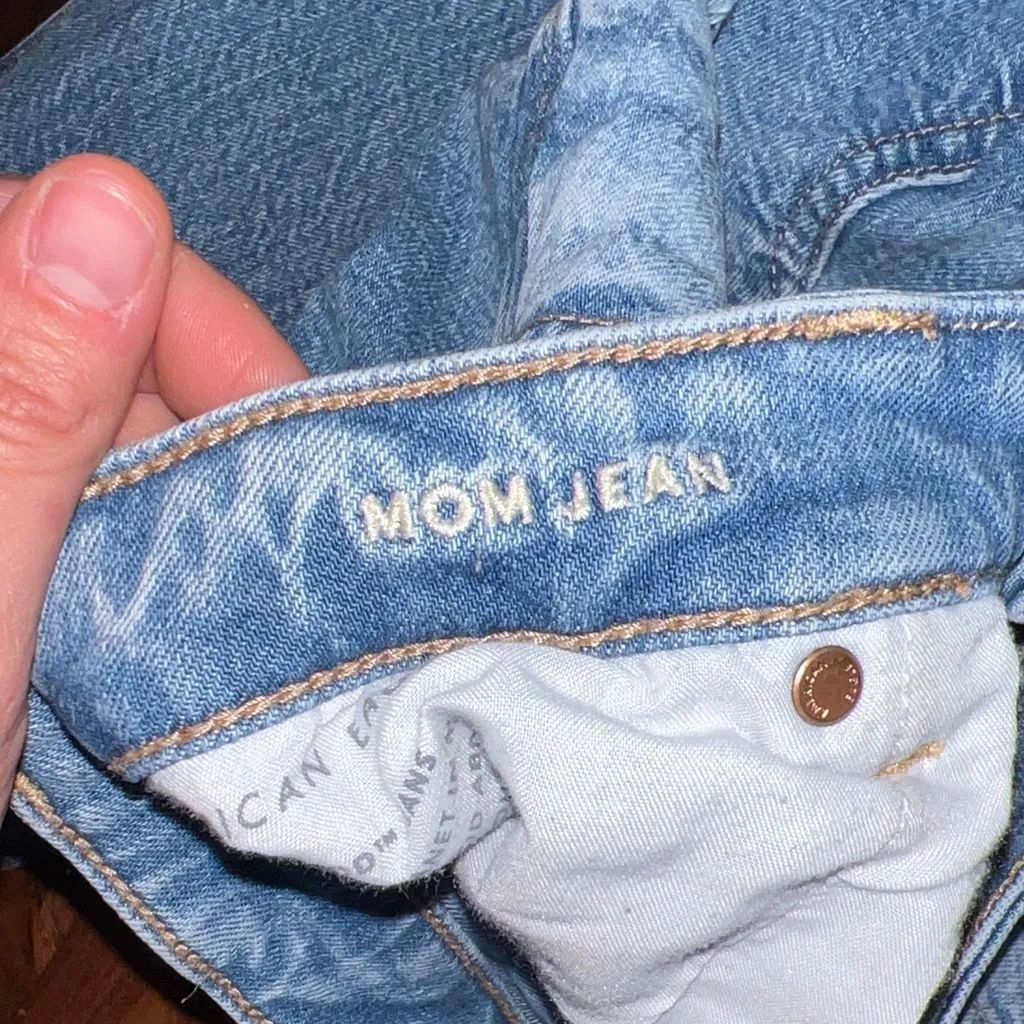 American Eagle Outfitters Light Blue Distressed Boyfriend Jeans - Image 6