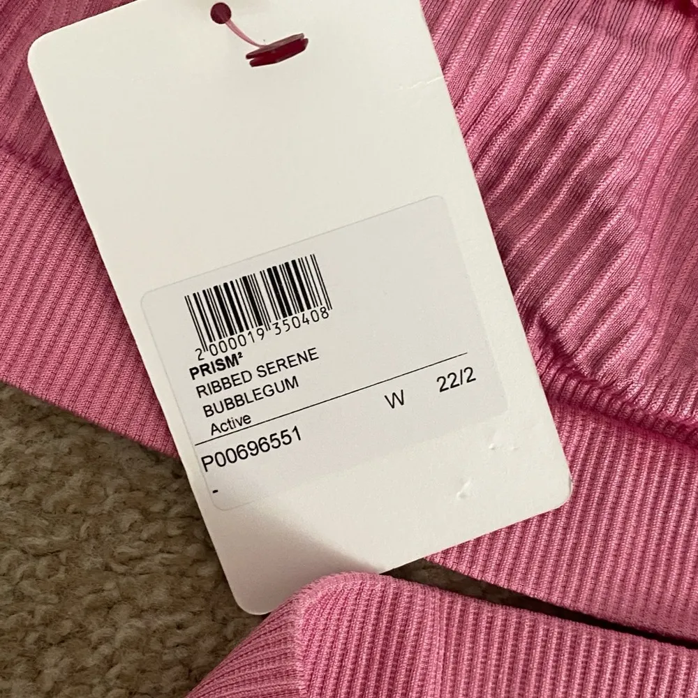 NWT Prism² London Awaken Leggings and Serene Sports Bra in Bubblegum Activewear Pink Size undefined - Image 8