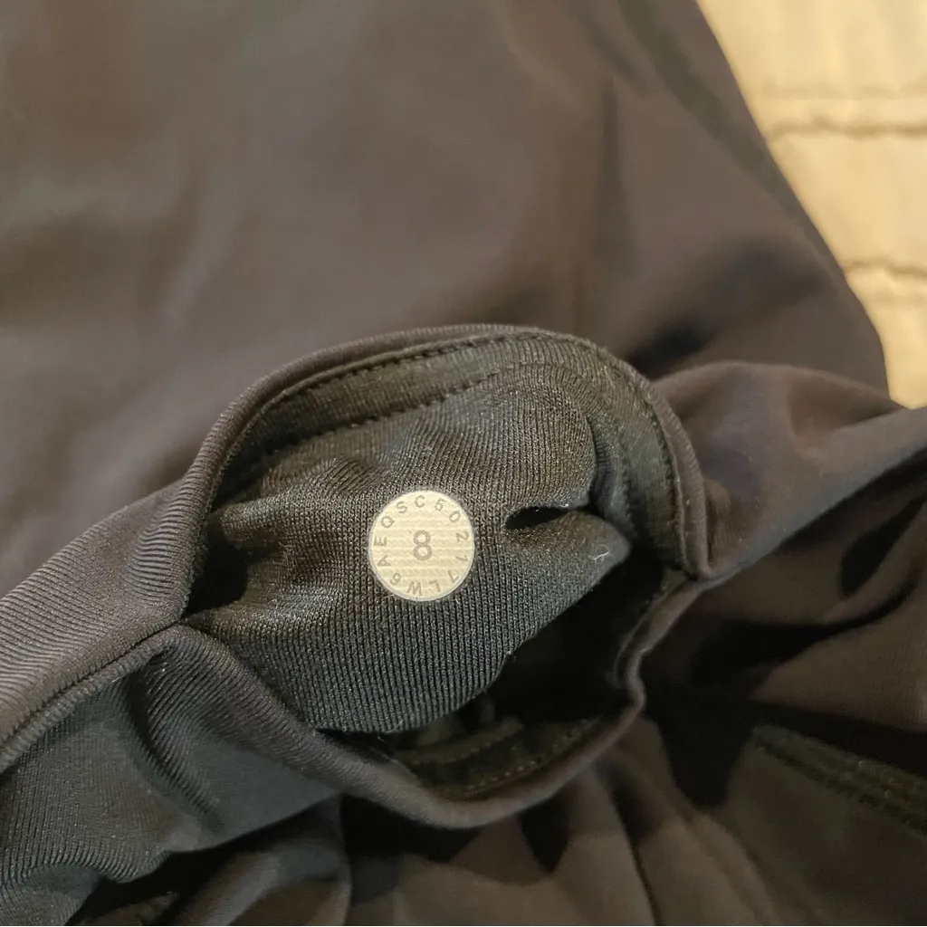 Lululemon Sun Setter Crop Leggings 17.5” Black 8 W6AEQS Sheer Mesh Activewear - Image 7