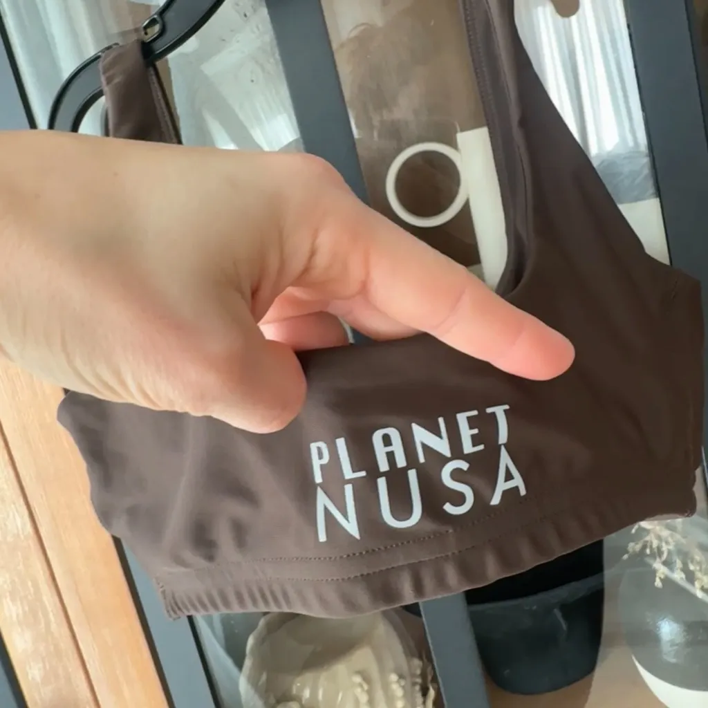 Planet NUSA Box1 Power Sports bra tank chocolate brown logo Size XS - Image 2