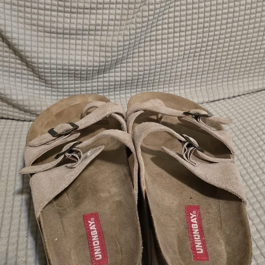 UNIONBAY Tan Sandals Comfort-Focused Design - Image 3