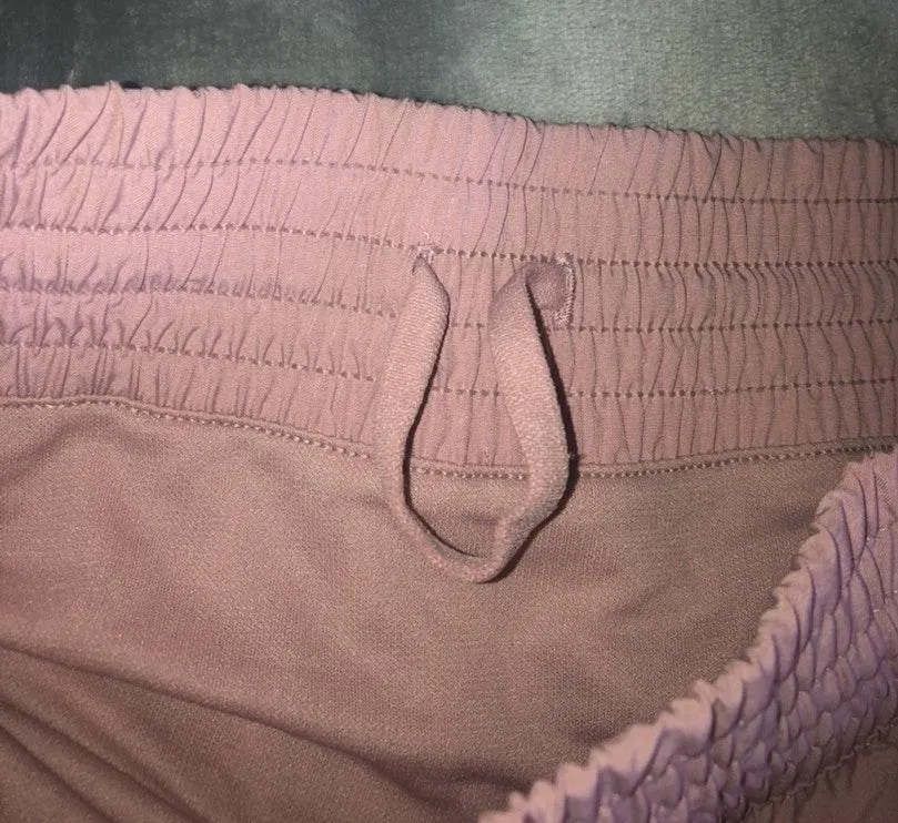 Active Shorts Pink Size M - Image 4