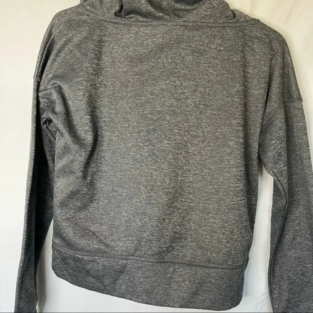 C9 by  athletic copped hooded sweater xs gray - Image 6