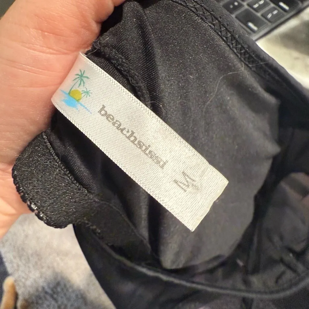 Beachsissi Women’s Medium Black Scrunched Swim Top Pool Beach Ocean - Image 4