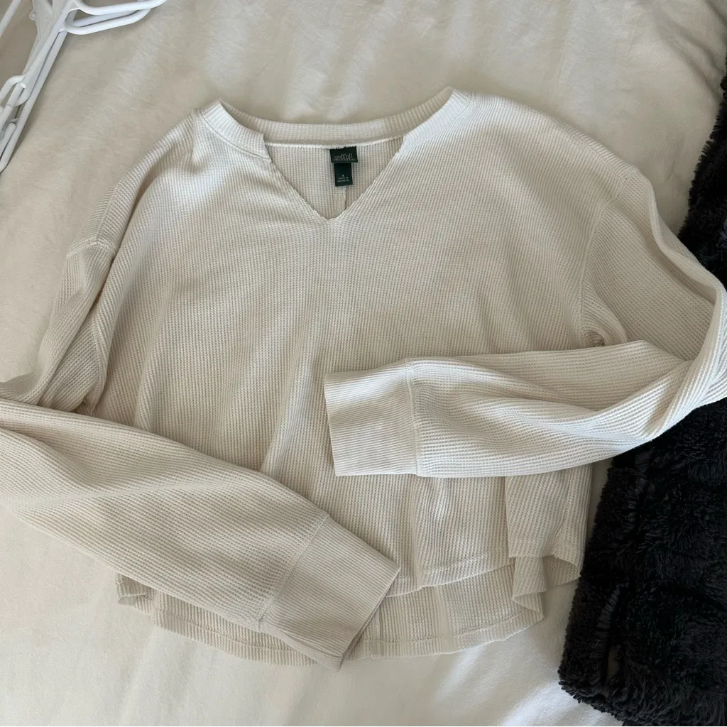 Wild fable waffle long sleeve - Image 2