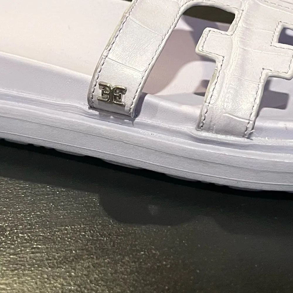 - Sam Edelman-   Valeri lavender Slides size 9.5 - Image 5