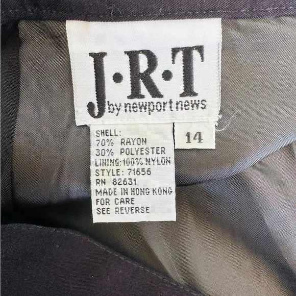 J.R.T. By Newport News Black Mini Skirt 14 Never‎ Used Soft w/Lining - Image 7