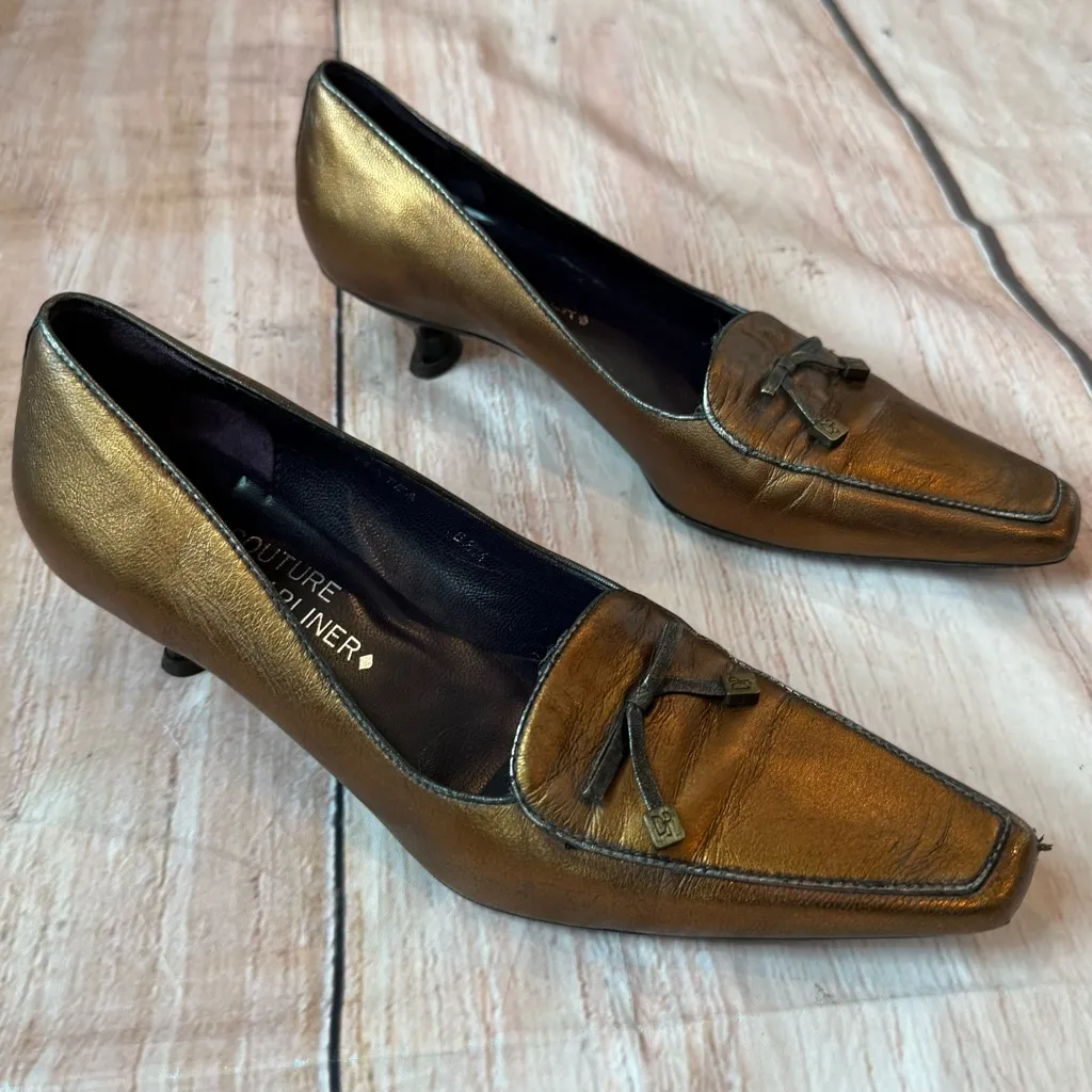 Donald J Pliner 6.5M “Matea” Bronze Metallic Kitten Heels Made Italy Size 6.5 - Image 2