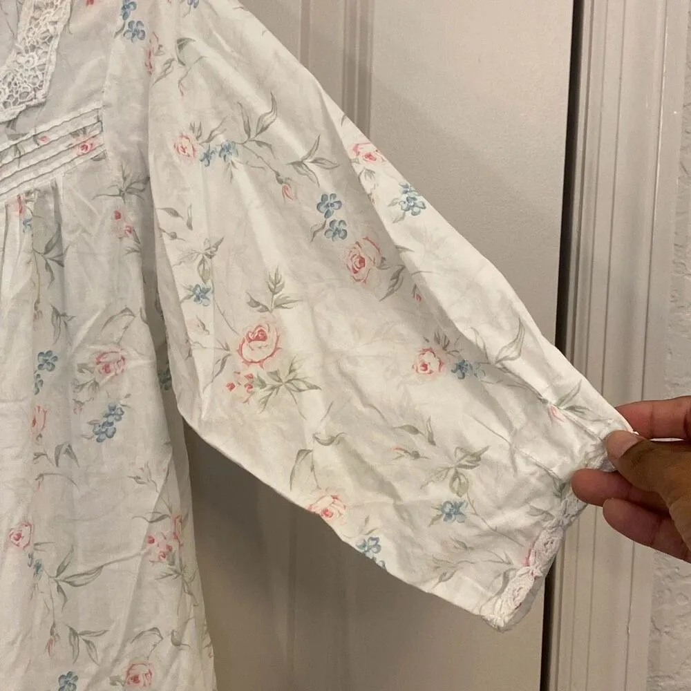 Eileen West classic nightgown size small White - Image 4