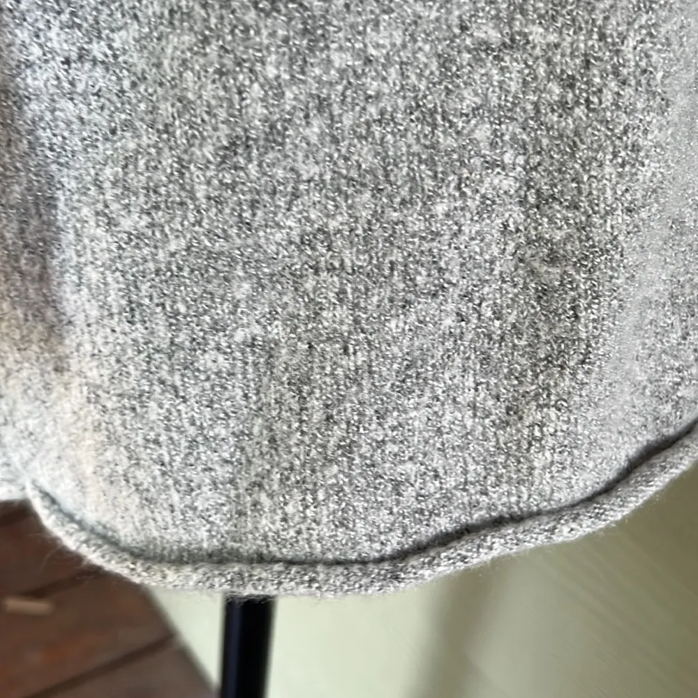 Romeo + Juliet Couture Sweater Dress - Image 6