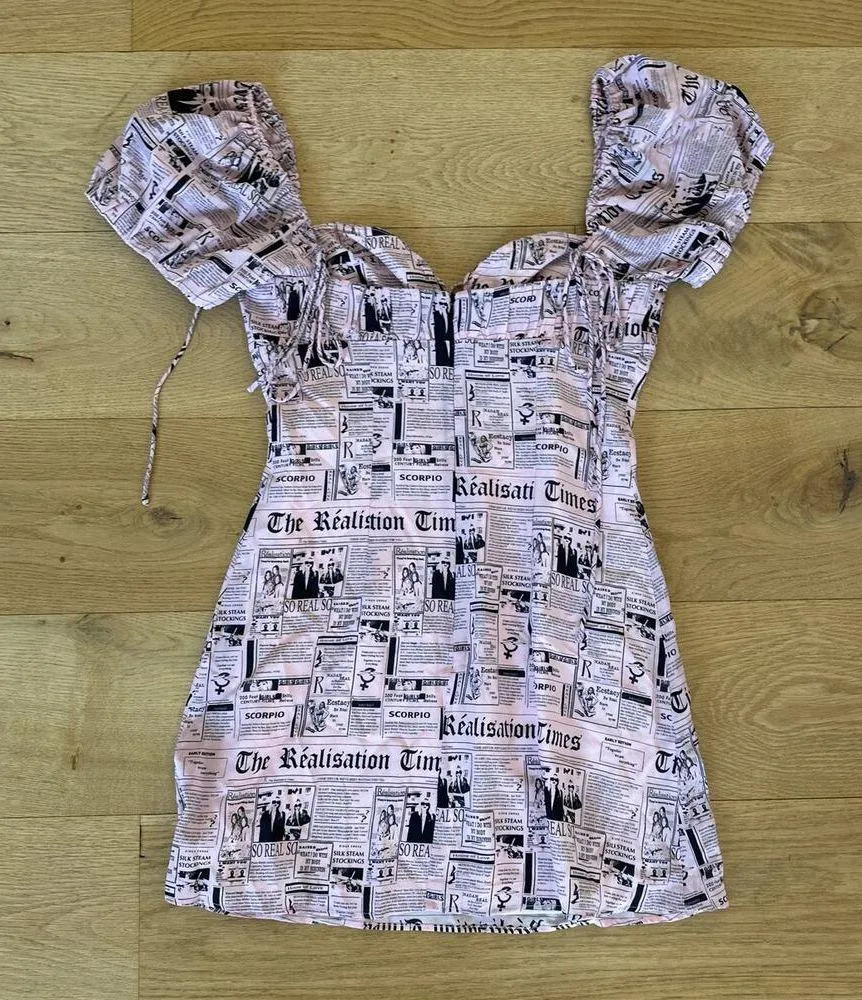 Realisation Par - The Venus in Newspaper Rare Mini Dress in Pink and Black - Image 4