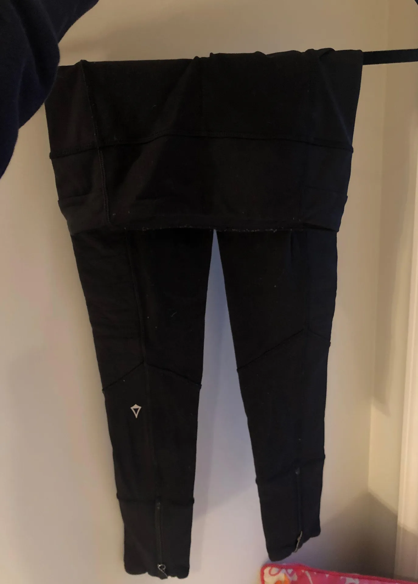 Black  Leggings - Image 2