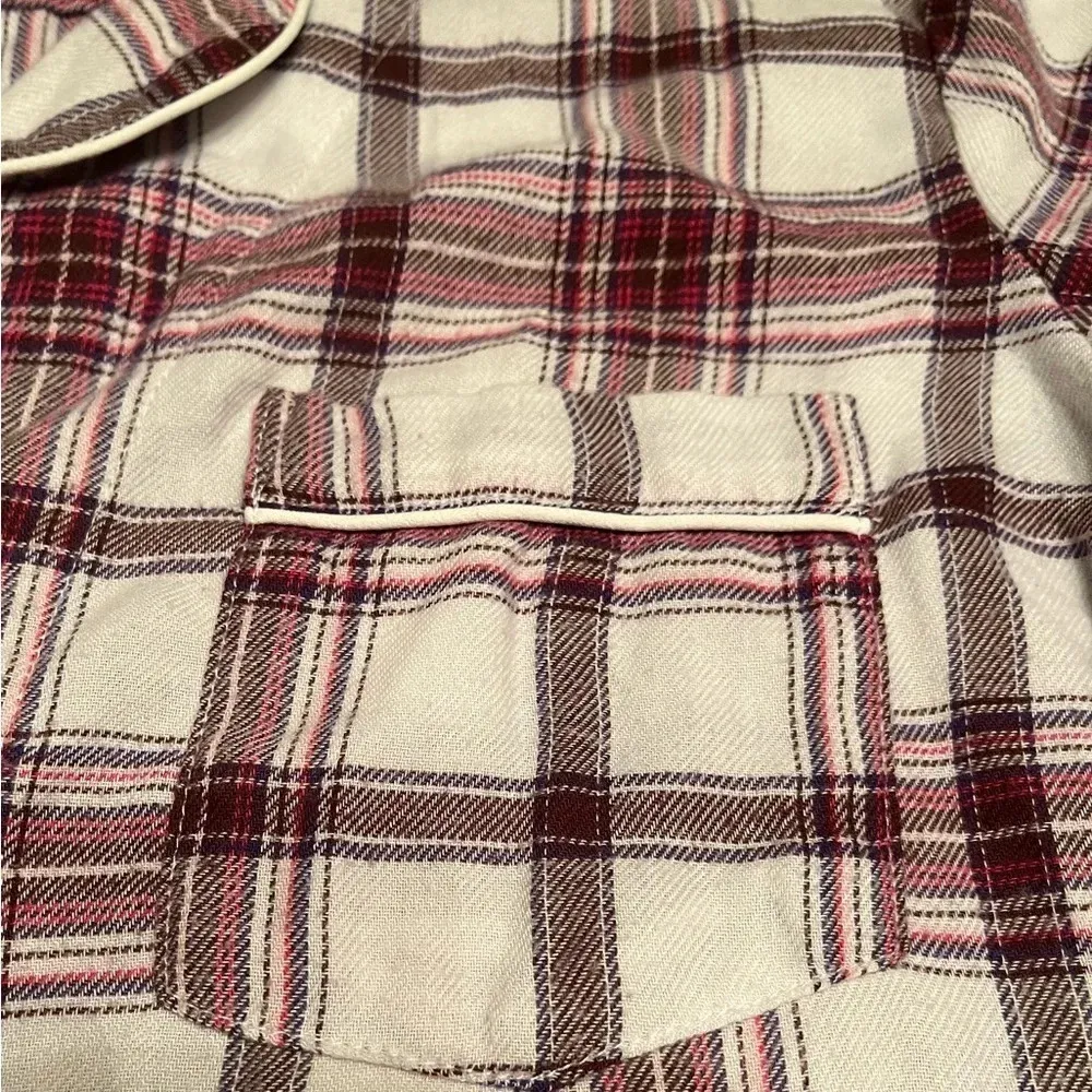 UGG  woman’s pajama top. Size Large - Image 2