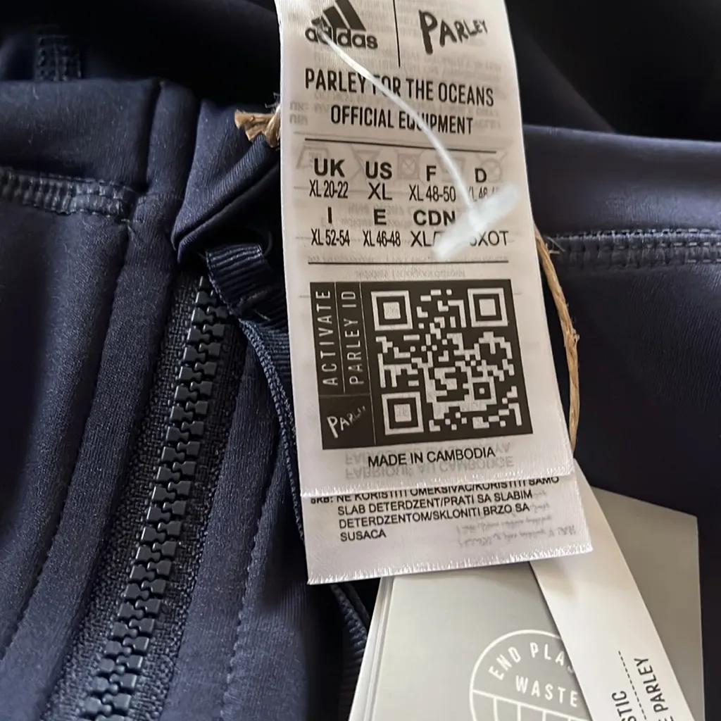 NWT ADIDAS YOGA Crop TOP XL Navy Burgundy - Image 7