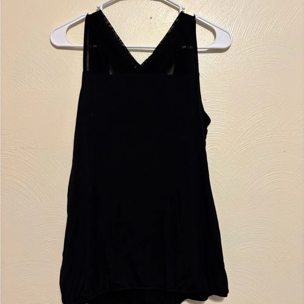 Black Label Black Tank Top Sleek Design - Image 8