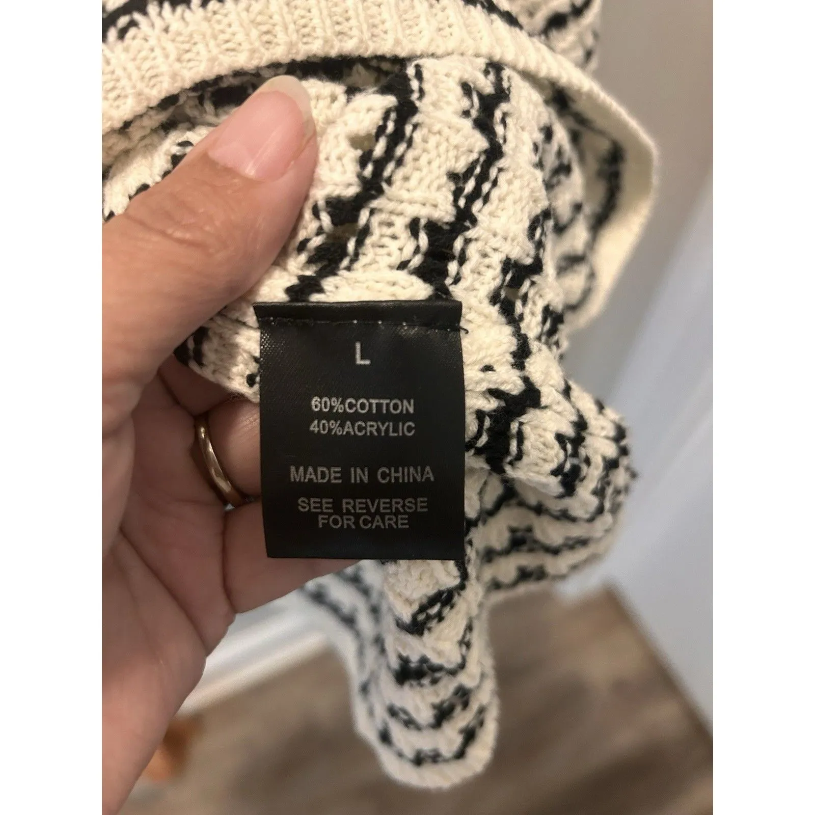 Wishlist Women’s Size Large Black White Pullover Sweater Slouchy Midriff Boxy Minimalist - Image 3