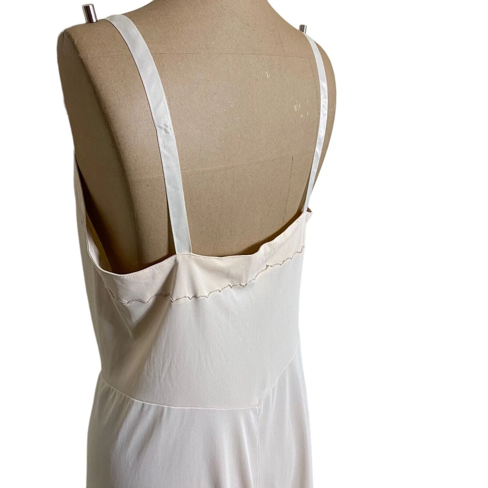 Vintage Aristocrat by Superior 1960s Full Dress Slip size 38 (size Large) White - Image 6