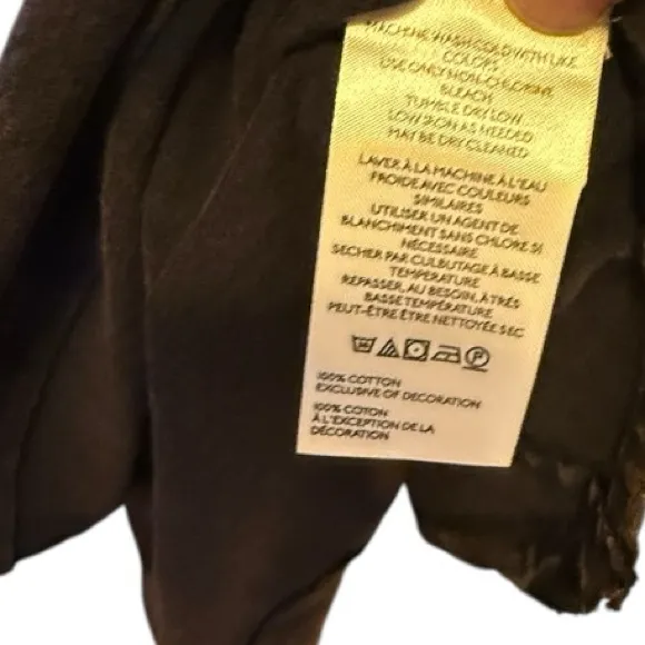 We The‎ Free Top nwt - Image 8