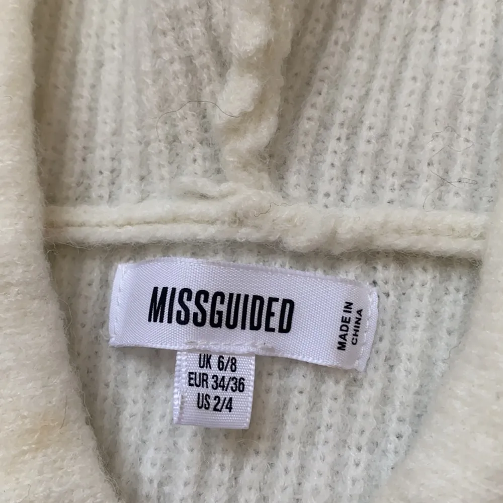 Missguided Sweater Hoodie - Image 6