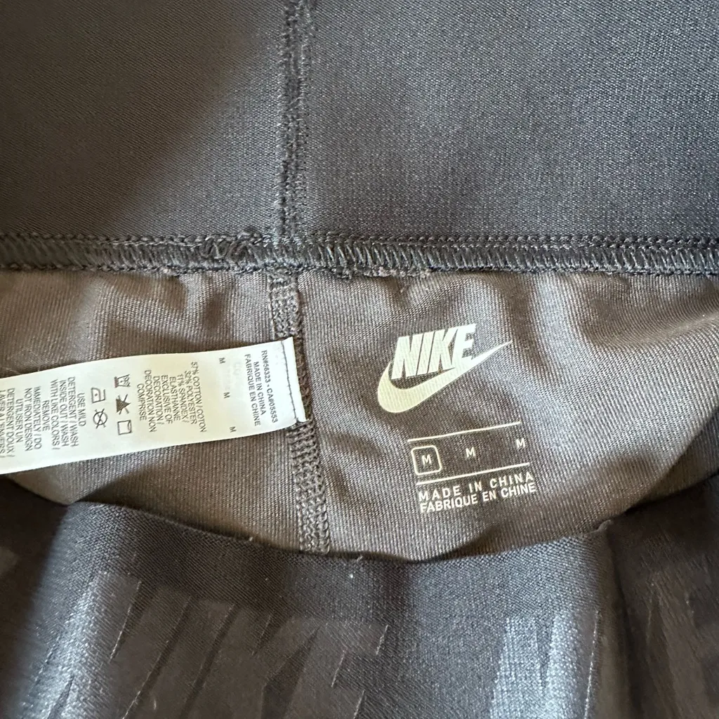 Nike Leggings with Gold Swoosh - Image 4