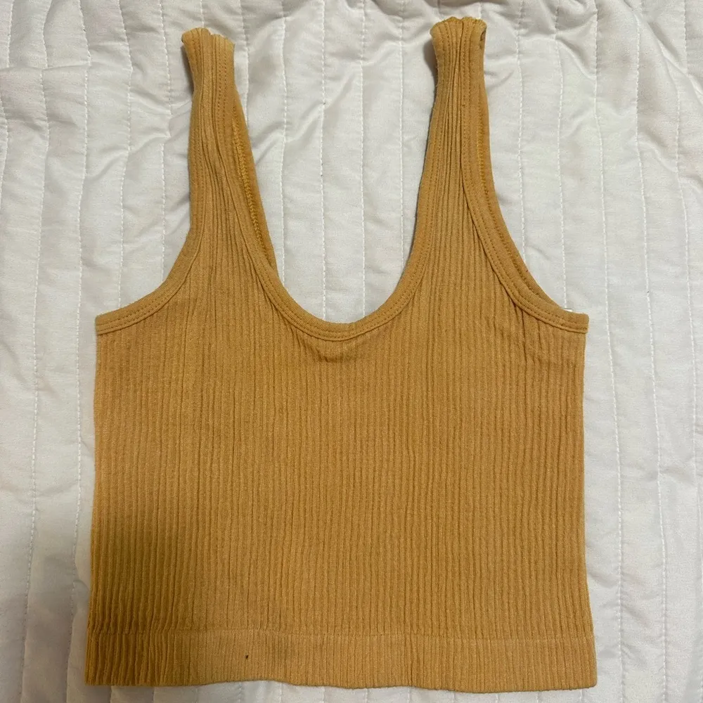 Urban Outfitters Crop Tank - Image 2