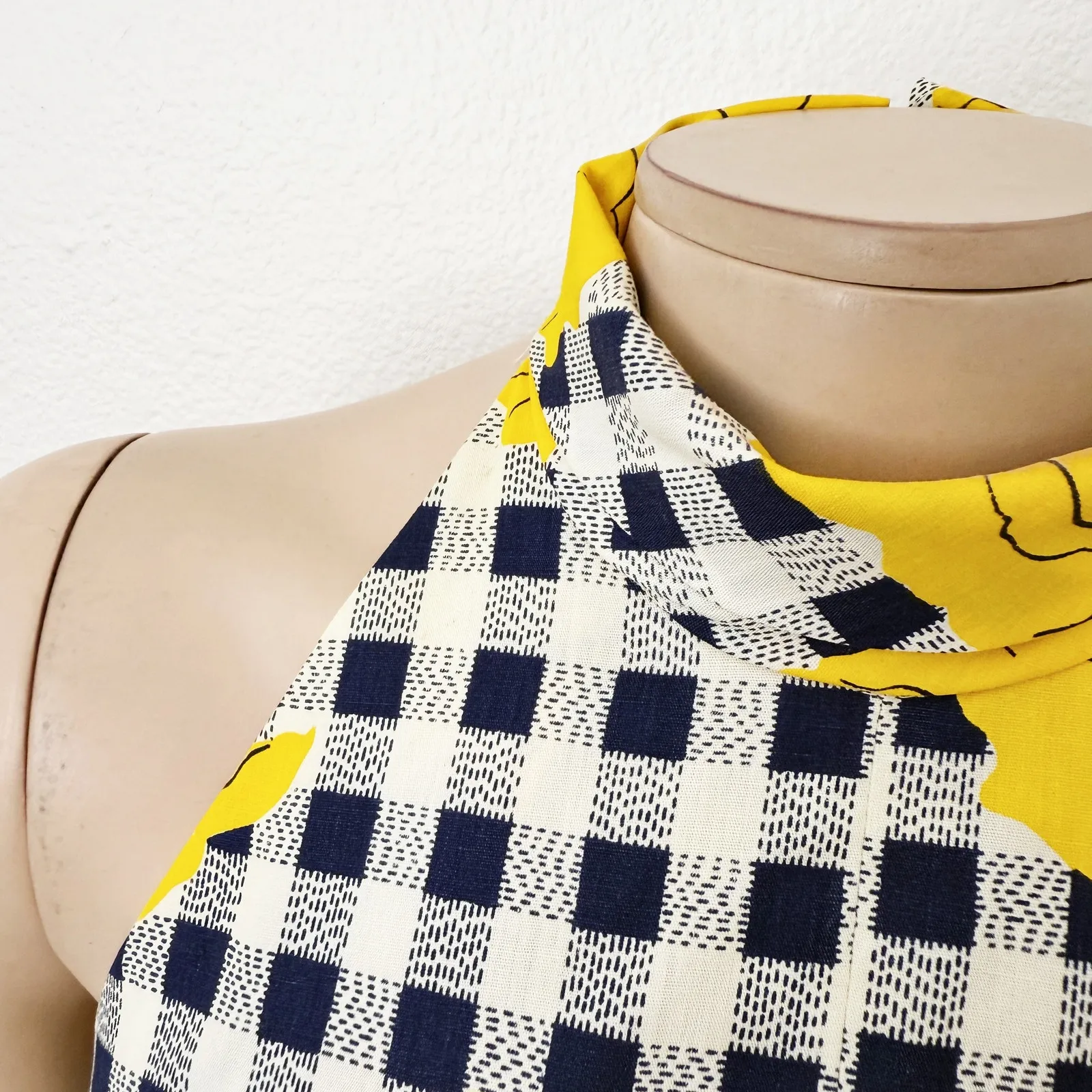 [Vintage] 70s Yellow Gingham Floral Print High Neck Halter Maxi Dress Sz Small S - Image 15