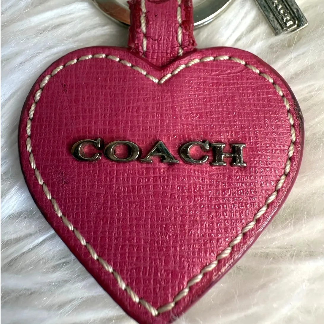 1.5" y2k COACH Pink Heart Bag Charm Key Fob - Image 3