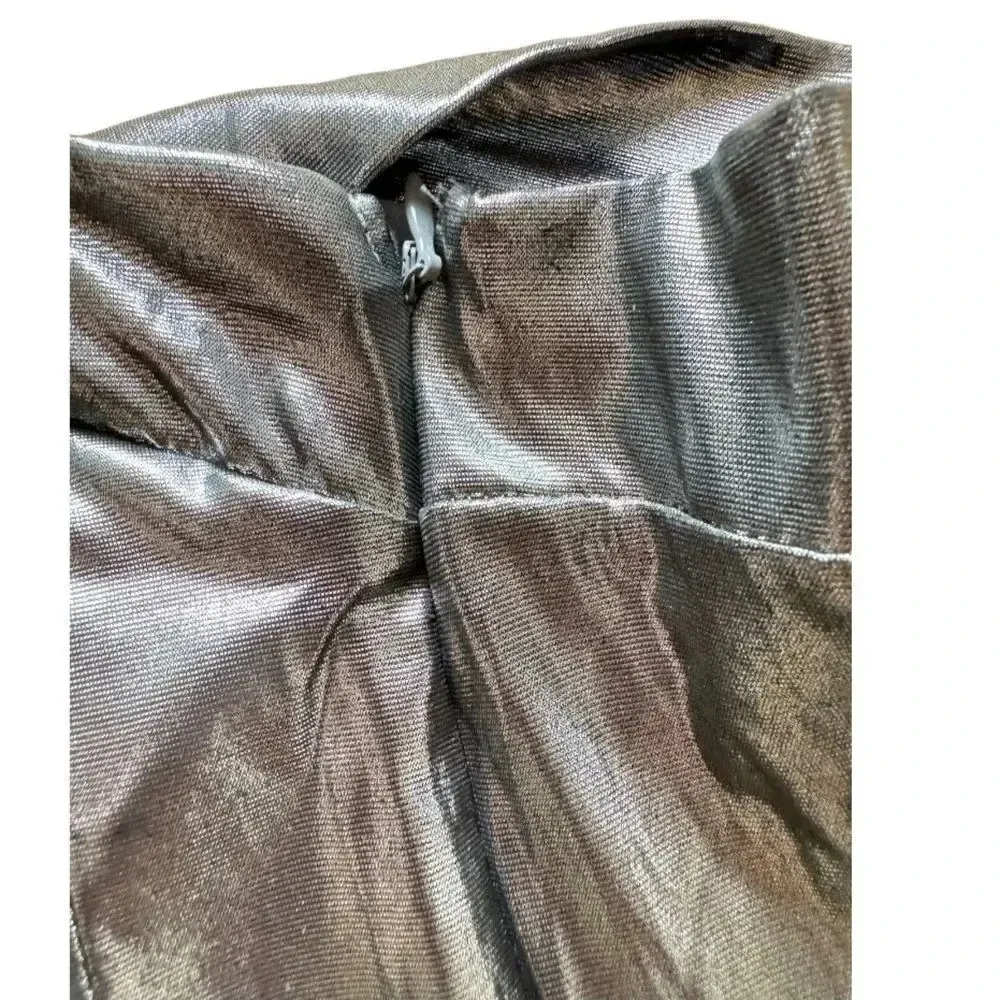 Urban Outfitters Silver Metallic Strapless Top Dress Mini Size M Shiny‎ Silver - Image 2