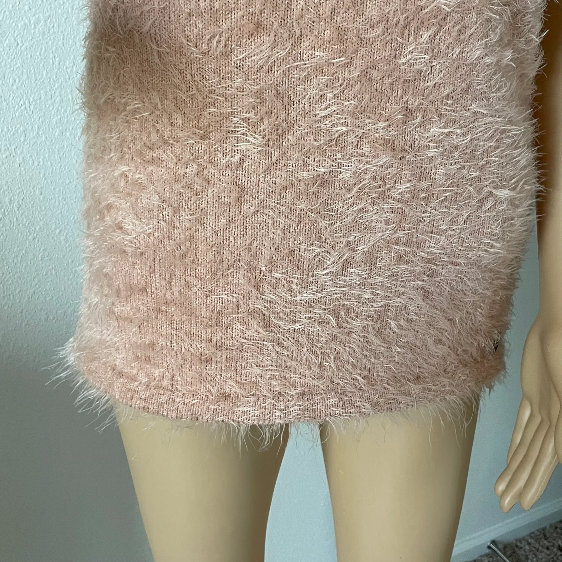 Blush Pink Off The Shoulder Fuzzy Blouse XL - Image 5
