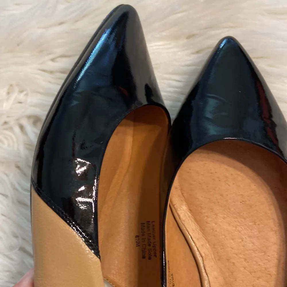 HALOGEN Flats leather upper size 8.5 excellent condition black & tan color - Image 15