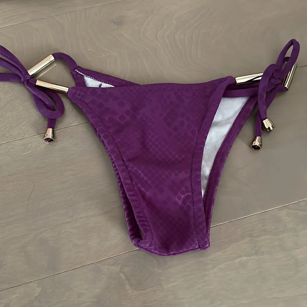 Never worn Guria Brazilian bikini - Image 3