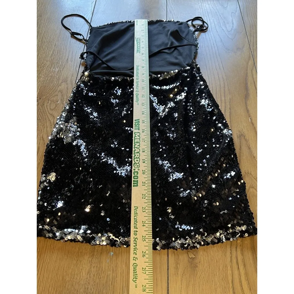Lucy in‎ the Sky Black Sequin Mini Dress Open Tie Back Size Small Party Preppy - Image 5